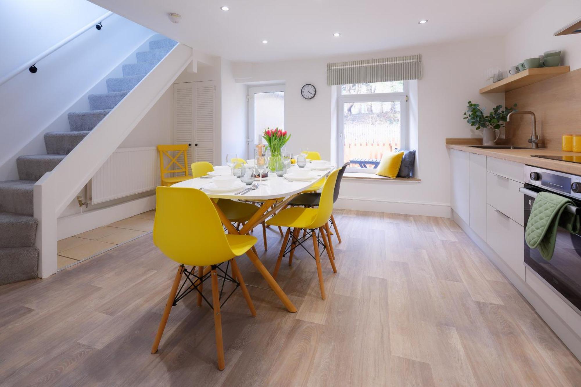 Stayright 3 Bed Home Near Hiking Trails & Parks Llwynypia المظهر الخارجي الصورة